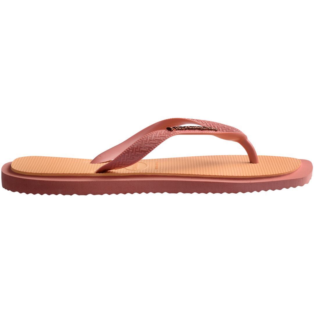 Top Square Fusion Flip Flops