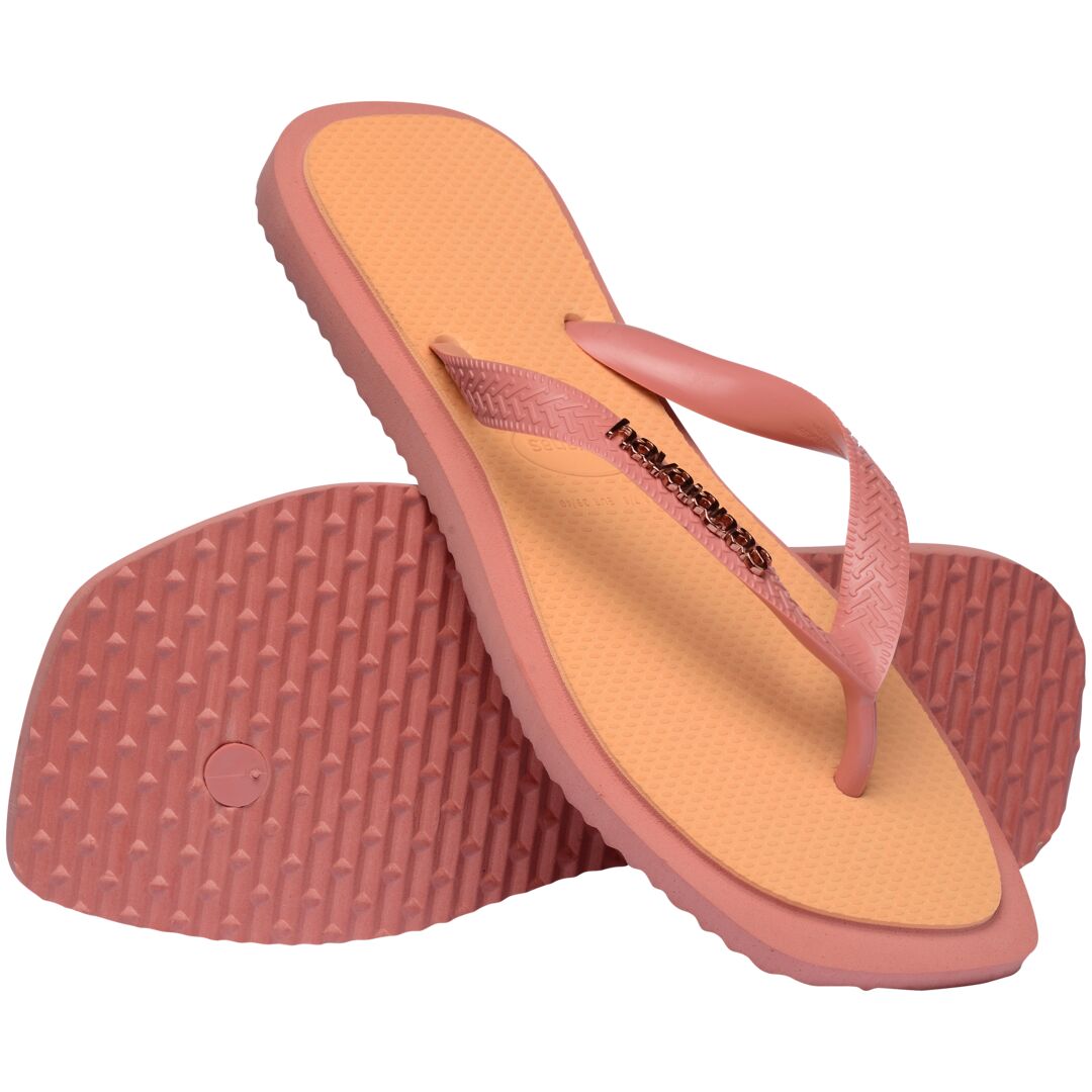 Top Square Fusion Flip Flops